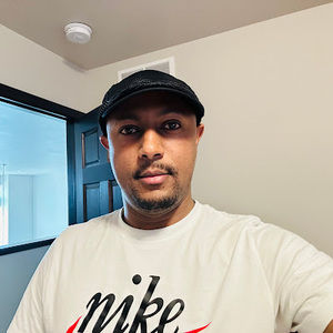 Meet your Posher, Dawit